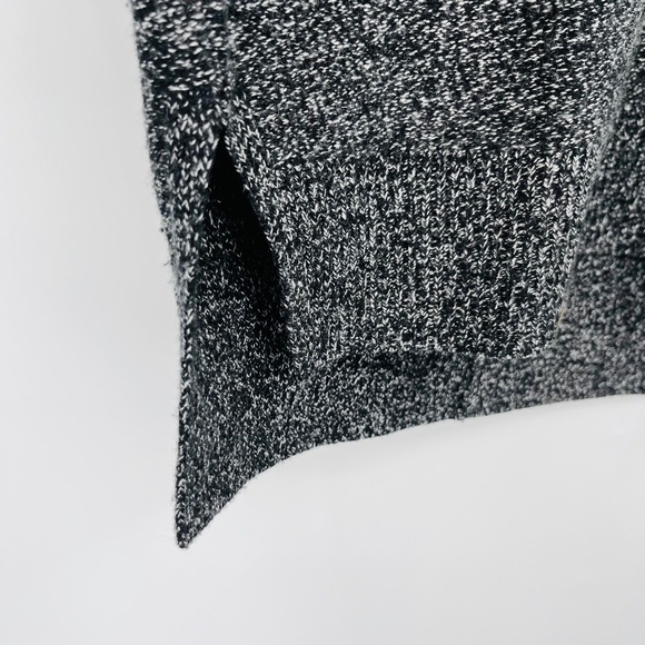 Athleta Wool + Cashmere Crewneck Sweater Size XS, Oversized Baggy Black capsule - Picture 6 of 11